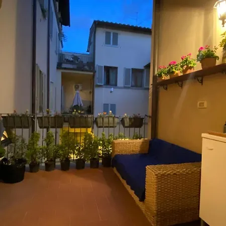 Indipendent Studio Apartment With Terrace - Parking-3